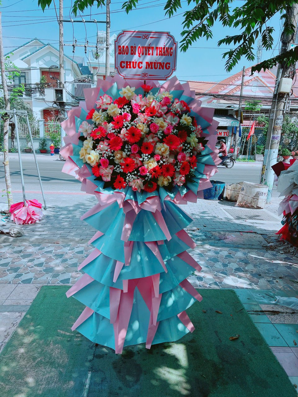 Kệ hoa khai trương Lộc Phát 085