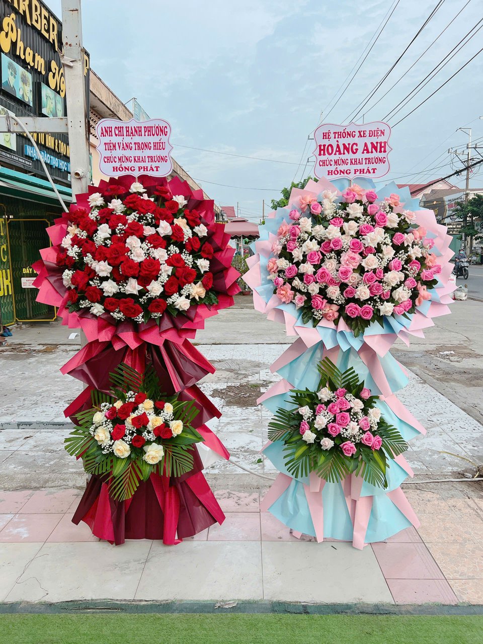 Kệ hoa khai trương Tấn Tài 104
