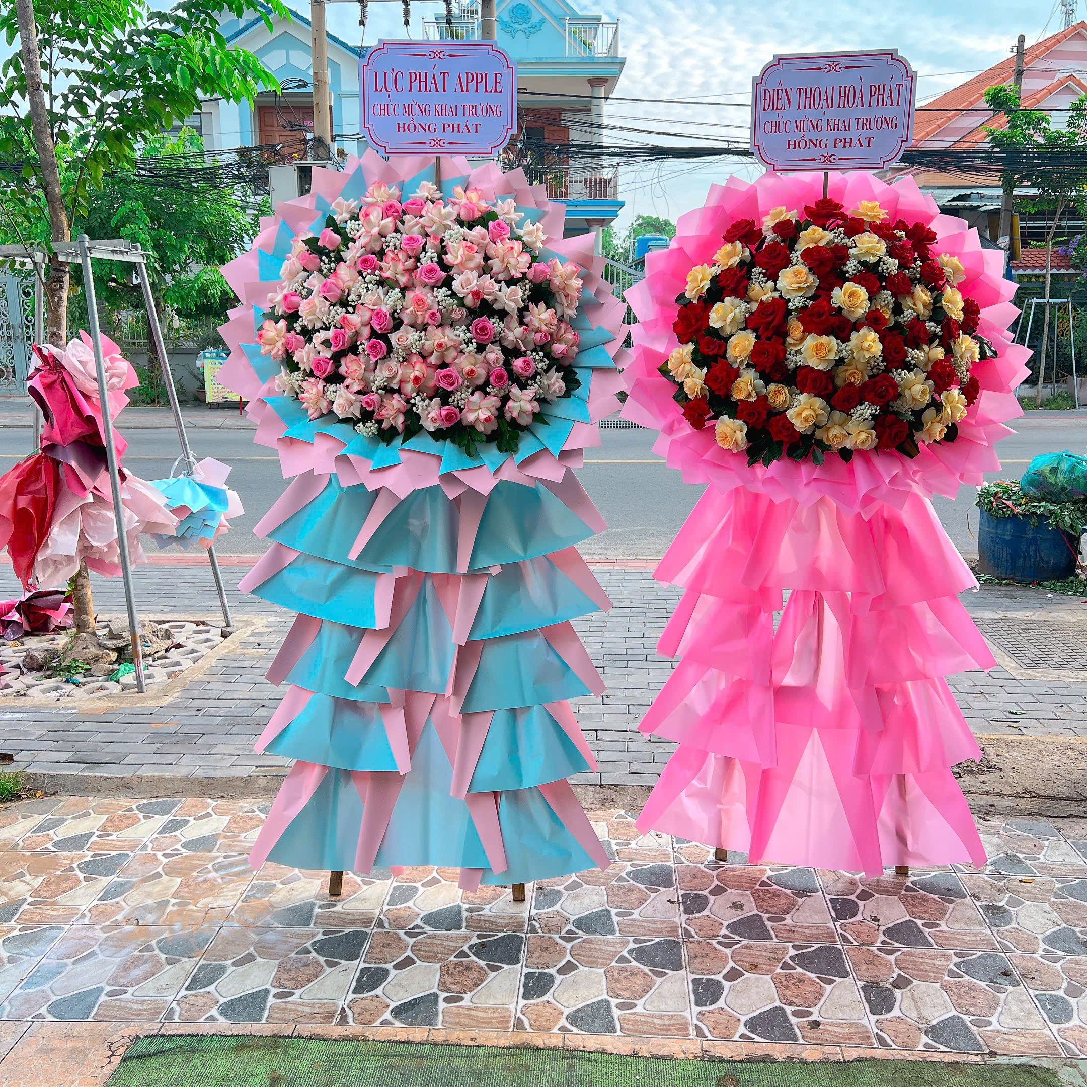 Kệ hoa khai trương Phú Quý 050